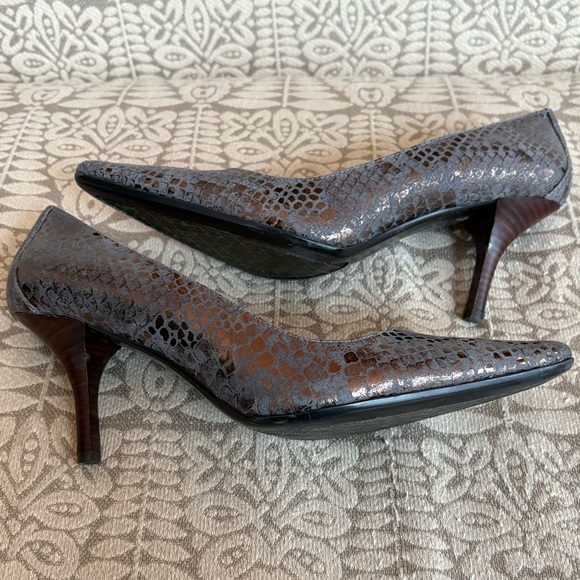 Sexy Calvin Klein heels in blue/copper snakeskin print leather & a touch of foil - Picture 11 of 16